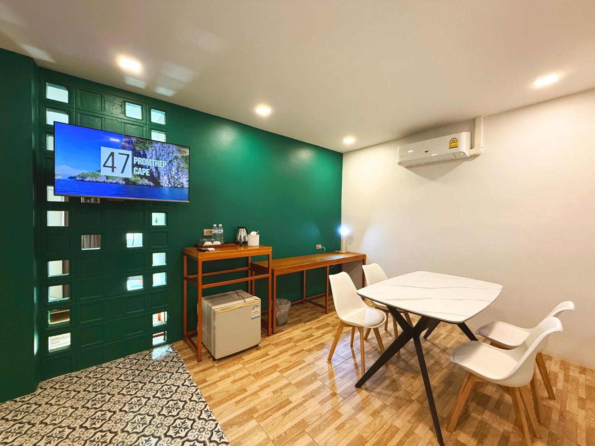 Plernpetch Hotel Szuratthani Kültér fotó